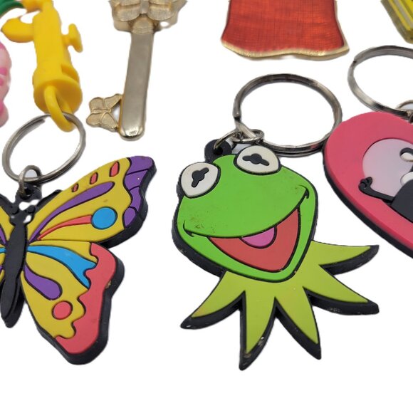 8 Funny Cartoon Key Chains  Metal & Vinyl Bright Colors Collectible - Picture 3 of 15